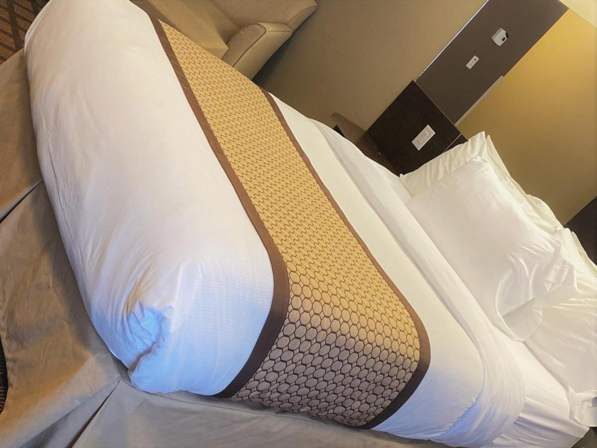 Microtel Inn & Suites By Wyndham - Timmins Luaran gambar