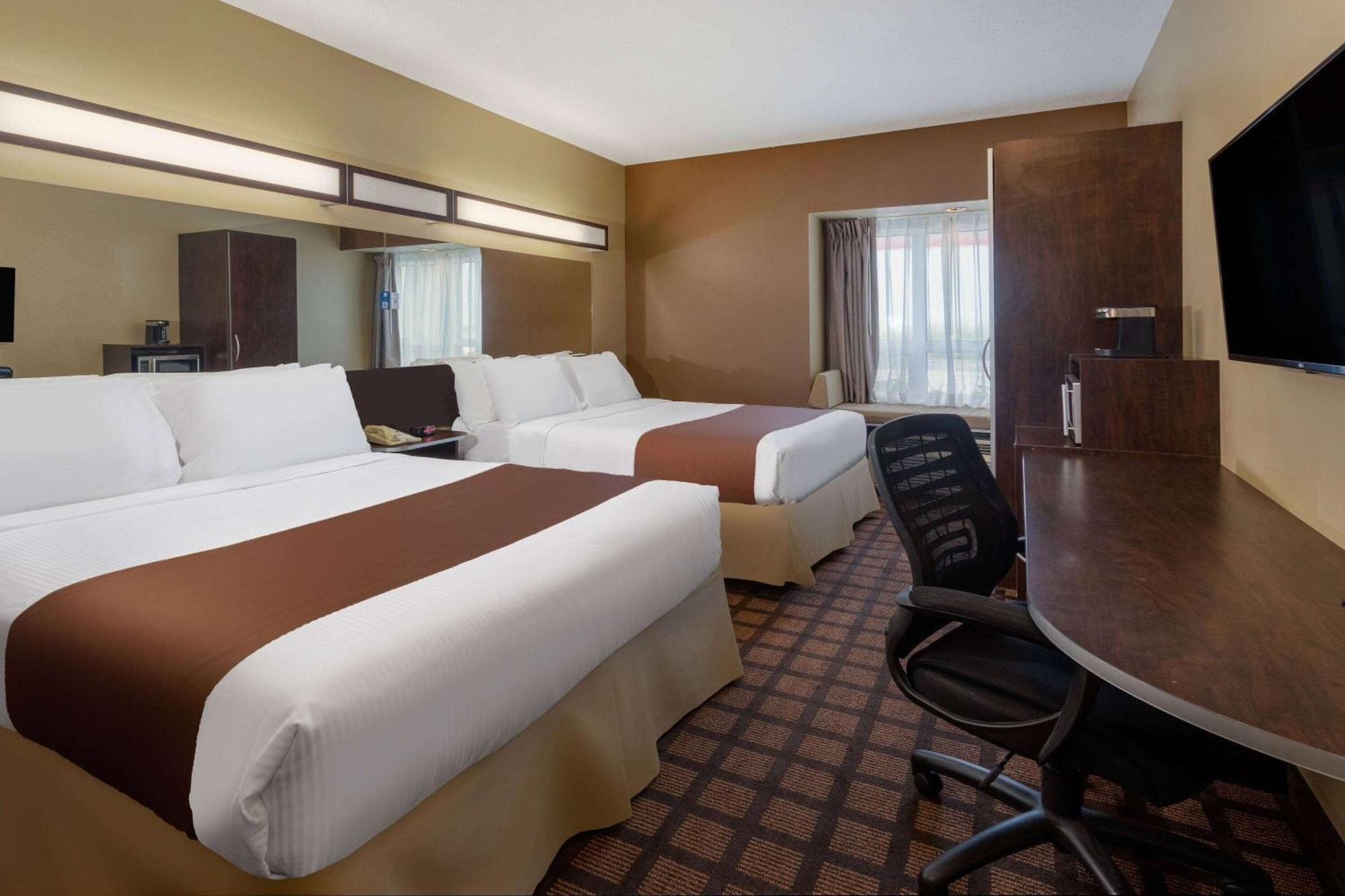 Microtel Inn & Suites By Wyndham - Timmins Luaran gambar