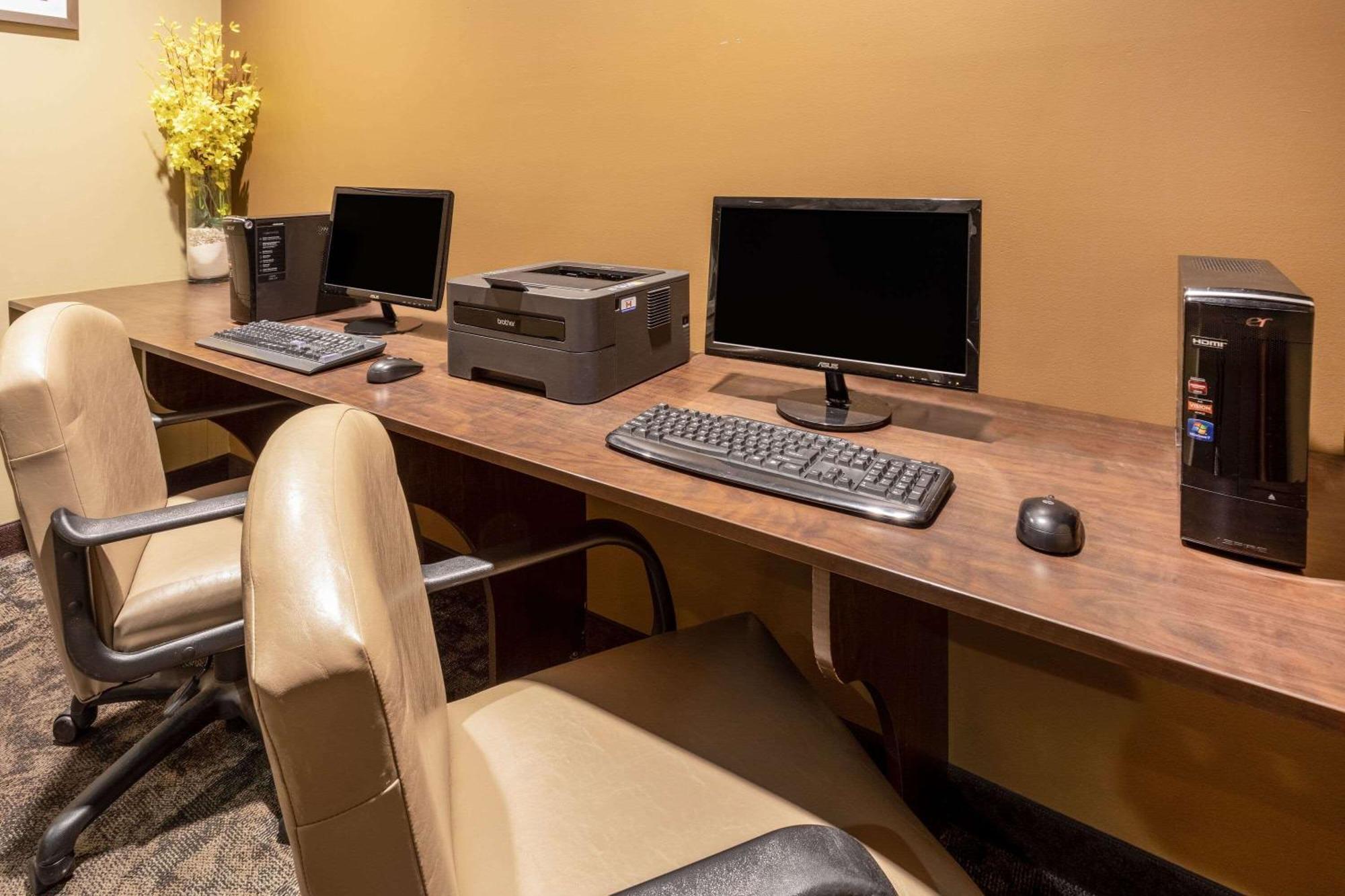 Microtel Inn & Suites By Wyndham - Timmins Luaran gambar
