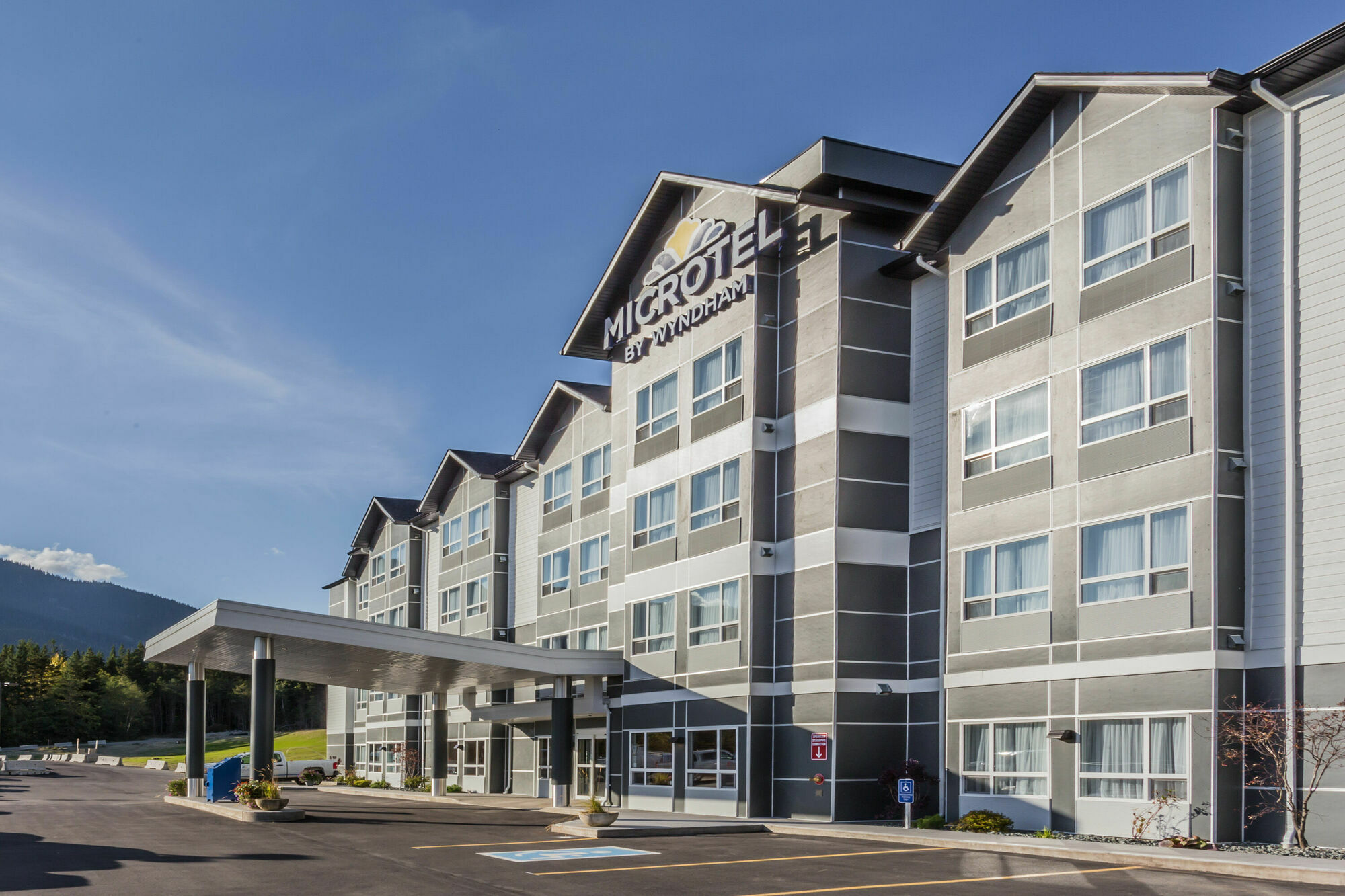 Microtel Inn & Suites By Wyndham - Timmins Luaran gambar